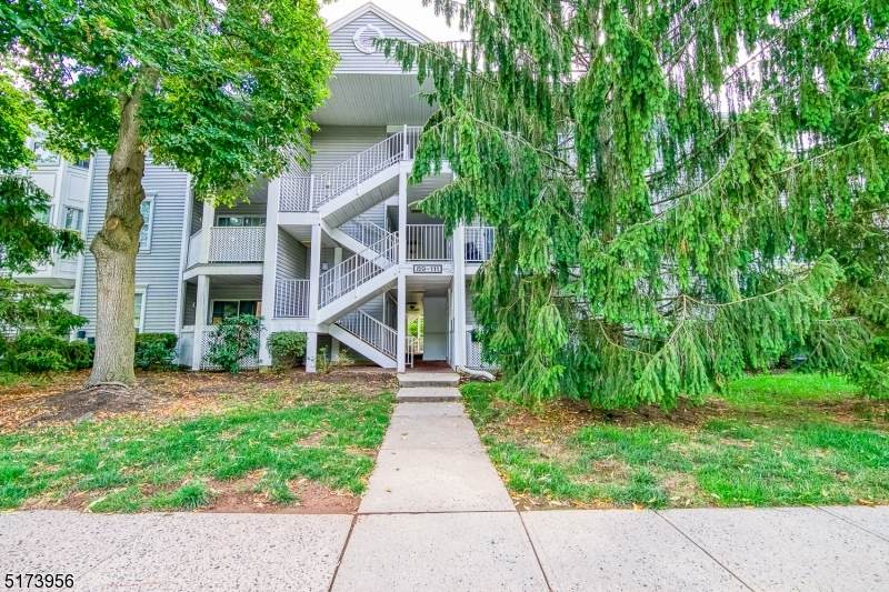 107 Rachel Ct - Photo 1