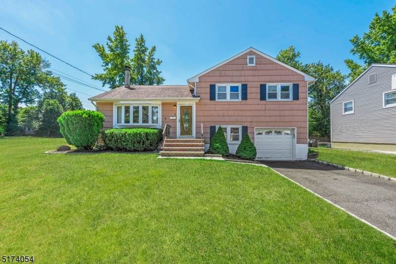 8 Aberdeen Ct - Photo 1