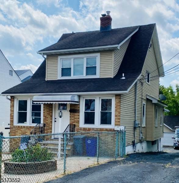 144 Montgomery St - Photo 1