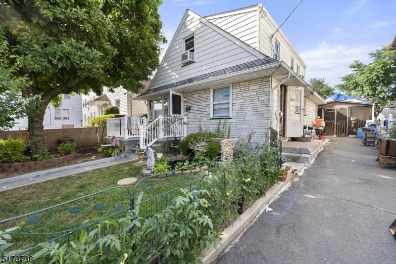 115 Donaldson Pl - Photo 1