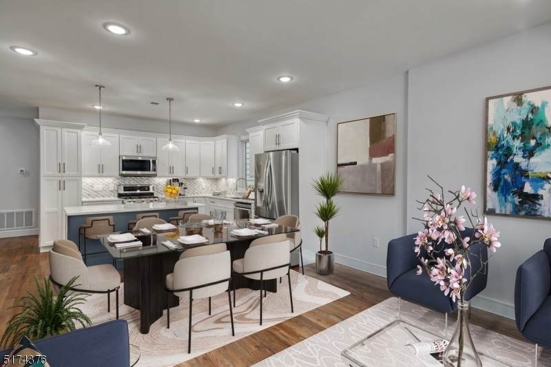 108 Oak St - Photo 1