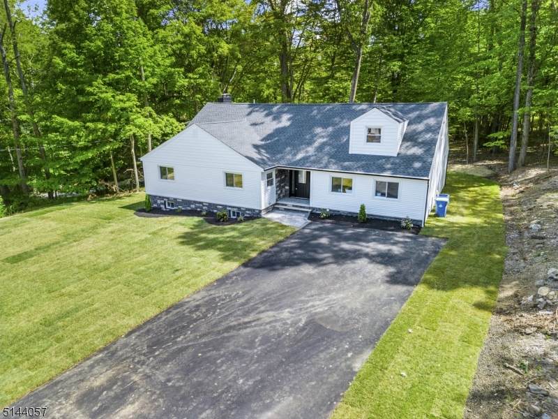17 Olcott Ln - Photo 1