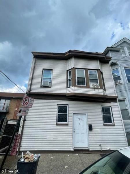 720 E 18Th St - Photo 1