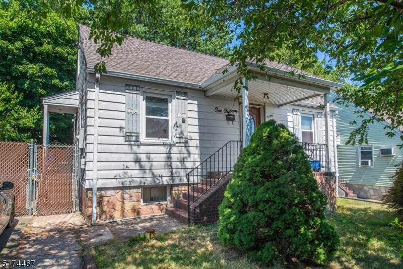115 Kipp Ave - Photo 1