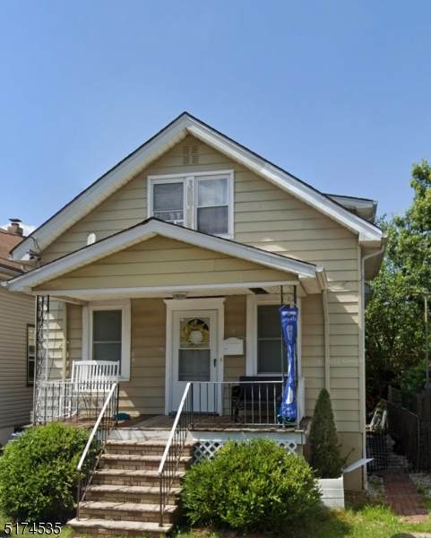 6 Worden Ave - Photo 1