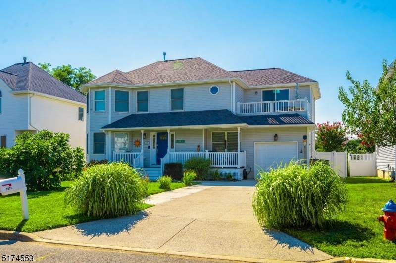 1615 Lake Ave - Photo 1