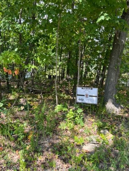 1 Aspenwood Dr - Photo 1
