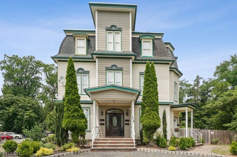 1110 Myrtle Ave - Photo 1