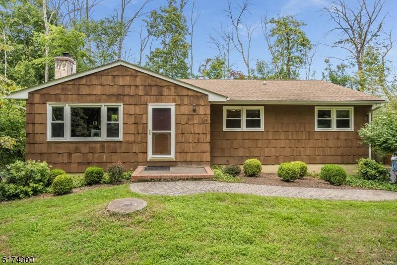322 Fawnwood Dr - Photo 1