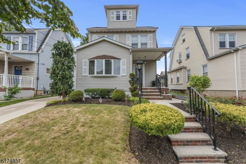 751 Lindegar St - Photo 1