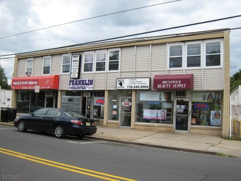 646 Hamilton St - Photo 1