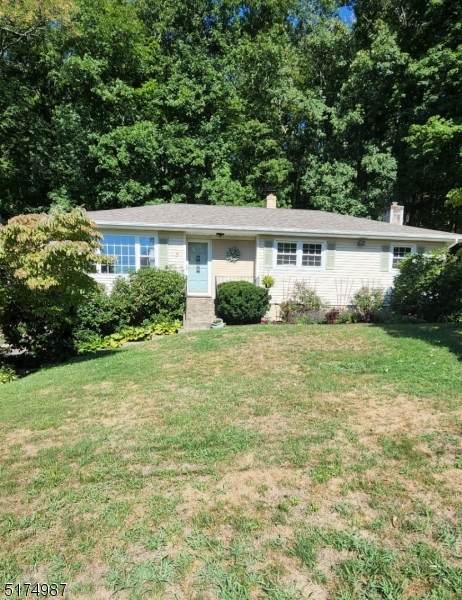 5 Geraldine Dr - Photo 1