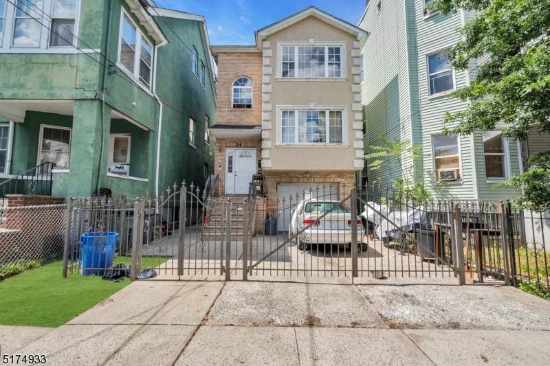 24 N 12Th St - Photo 1