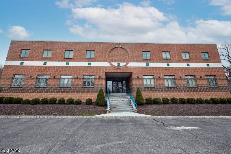 1381 Route 31 N (1St Flr N) - Photo 1
