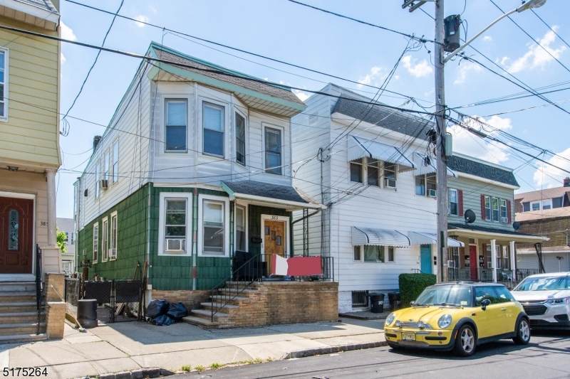 383 N 10Th St - Photo 1
