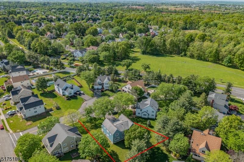 24 Huff Ln - Photo 1