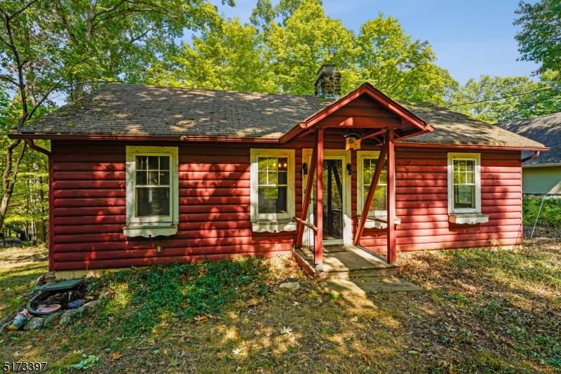 1306 Evergreen Dr - Photo 1