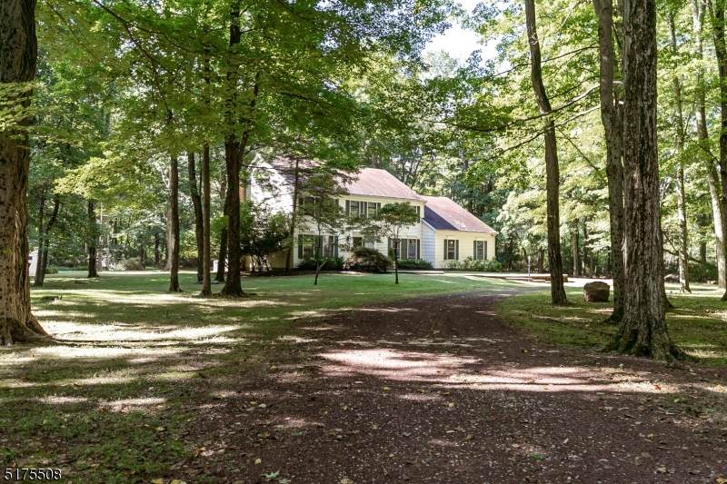 5 Pleasant Grove Rd - Photo 1