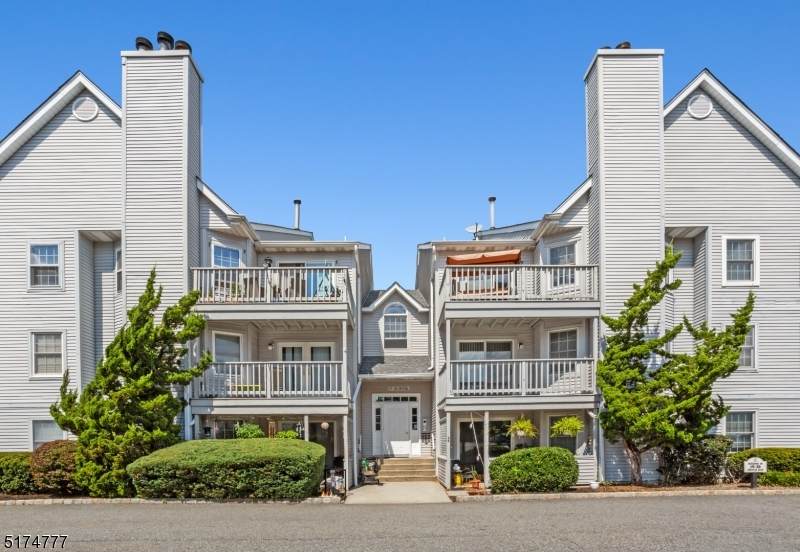 27 Crystal Ln - Photo 1