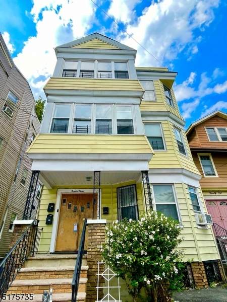 93 21st - Photo 1