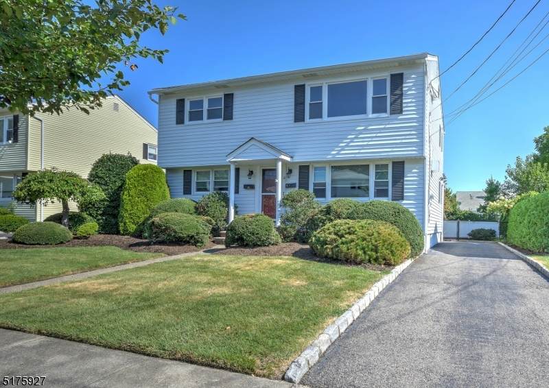 12 Chambers Ct - Photo 1