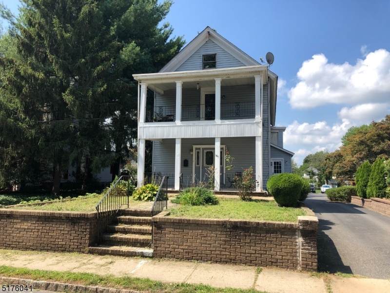 185 Main St - Photo 1