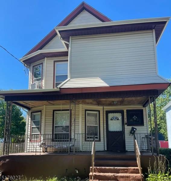 278 Netherwood Ave - Photo 1