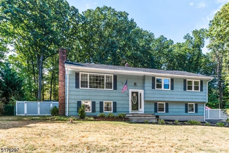 56 Foxcroft Rd - Photo 1