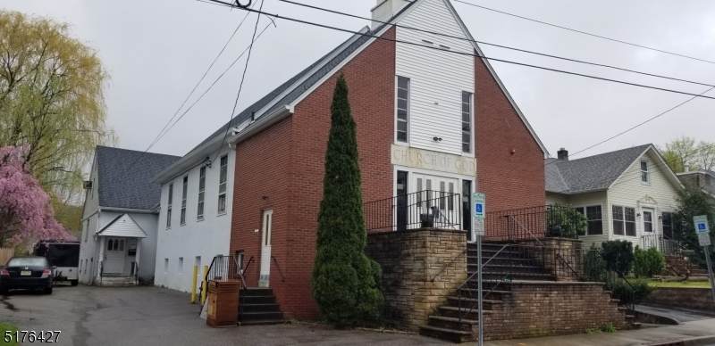 19 W Belleview Ave - Photo 1