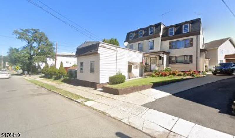 314 Main Ave - Photo 1