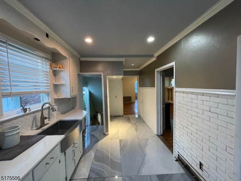 311 Greylock Pkwy - Photo 1