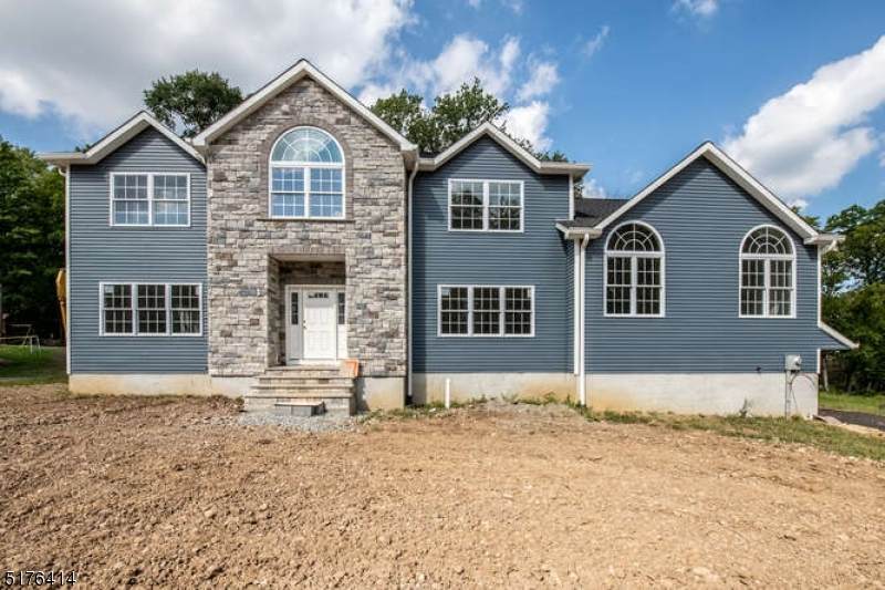 7 Eagles Nest Ter - Photo 1
