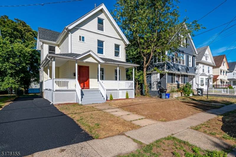 413 Spooner - Photo 1