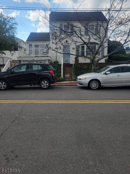 45 Hoover St - Photo 1