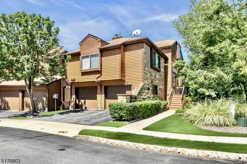 2 Powderhorn Dr - Photo 1