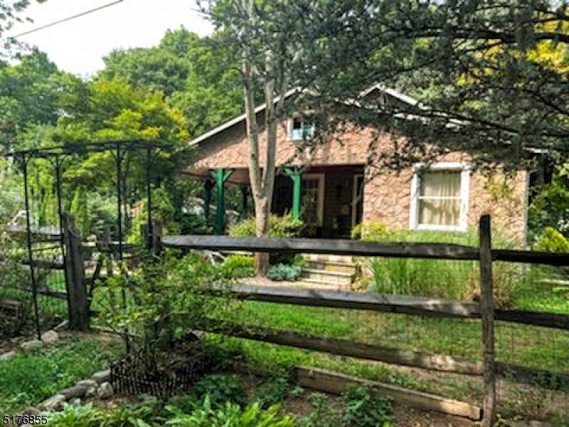 22 Stonewald Rd - Photo 1