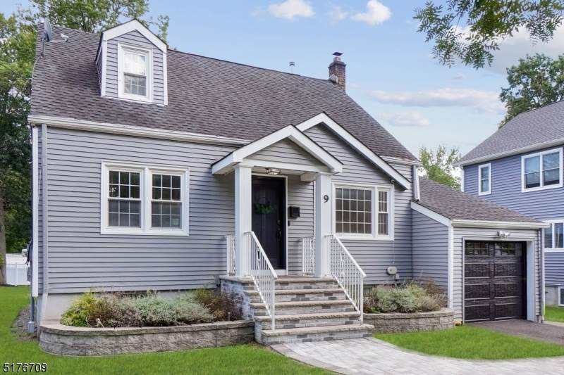 9 Montgomery Rd - Photo 1