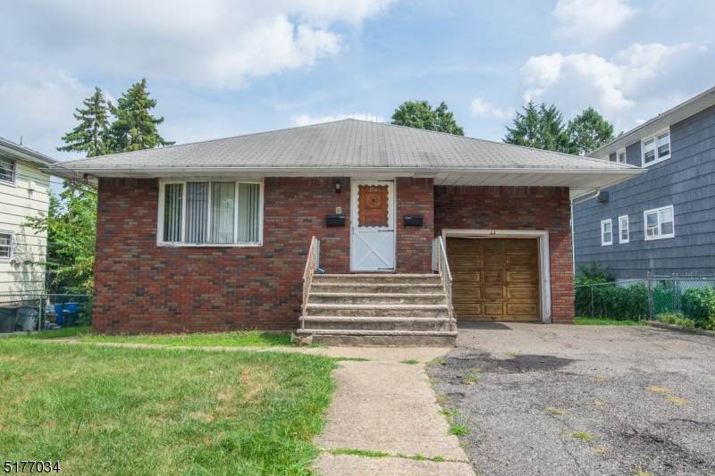 64 Scoles Ave - Photo 1