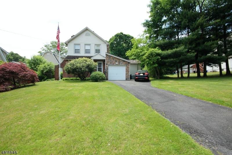 95 Sicomac Ave - Photo 1