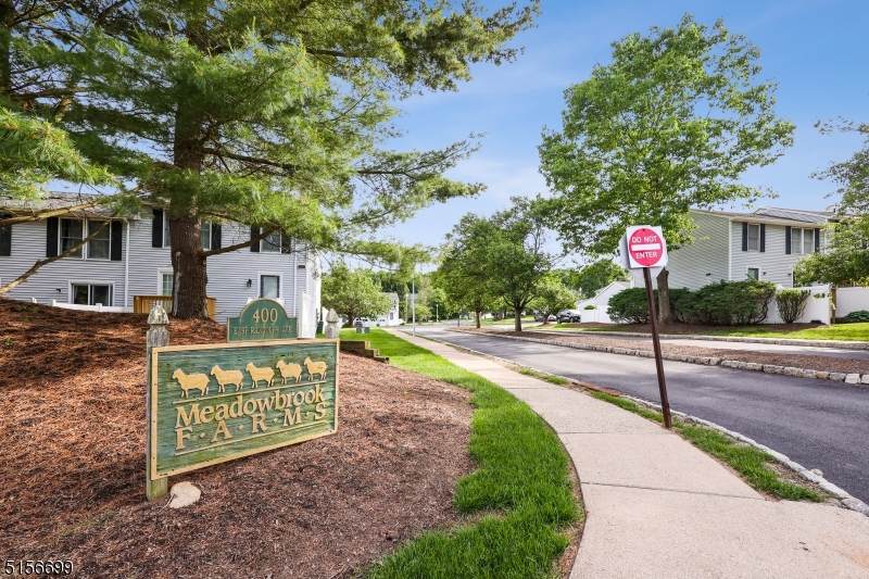 400 E Randolph Ave - Photo 1