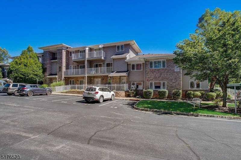 30 Breckenridge Ter - Photo 1