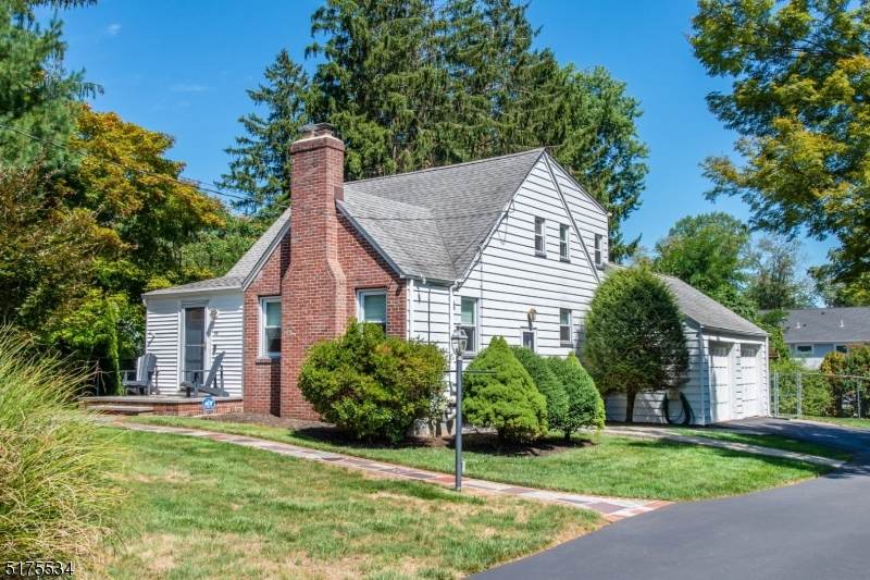 44 Cedar Rd - Photo 1