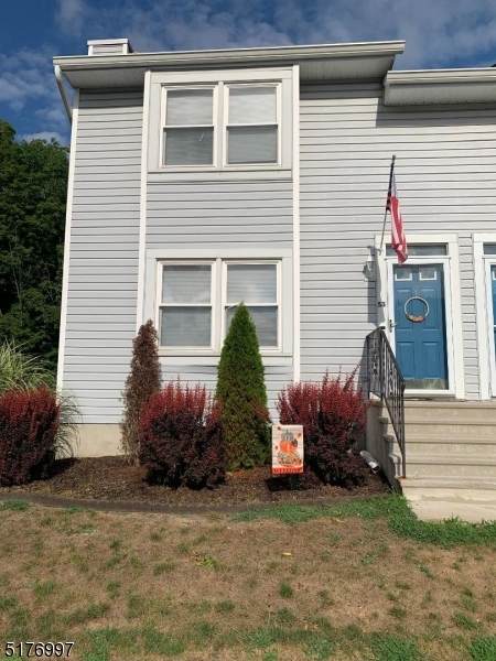 53 Village Dr - Photo 1