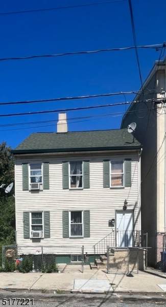 16 Amity St - Photo 1