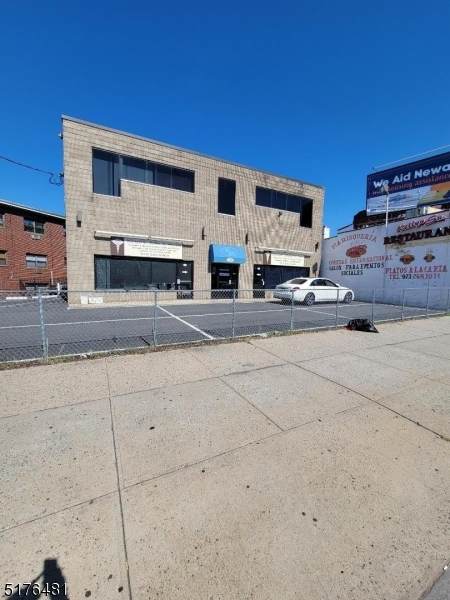 539 Bloomfield Ave - Photo 1