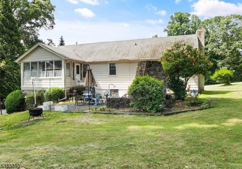 235 Ellis Rd - Photo 1