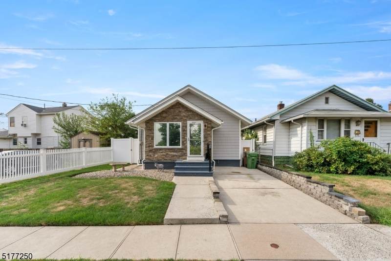 2904 Tremley Point Rd - Photo 1