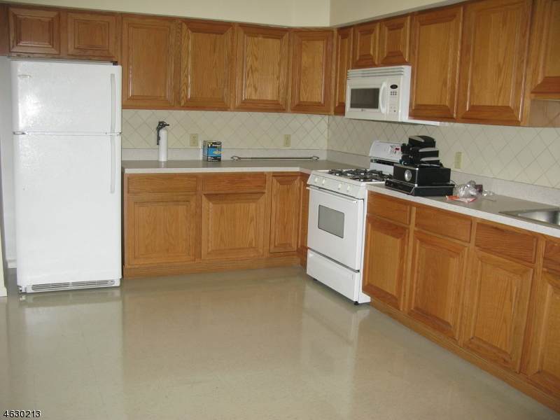 500 Union Blvd - Photo 1