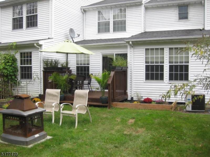 514 W Valley View Ave - Photo 1