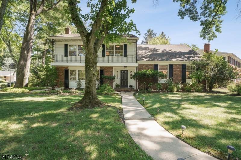 12 Oval Rd - Photo 1